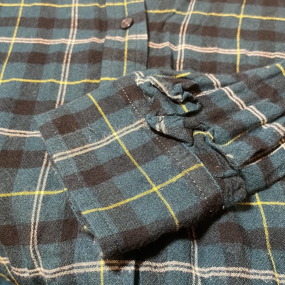 Banana Republic Dillon Plaid Green 100% Rayon Button Down Flannel Shirt - Picture 7 of 9